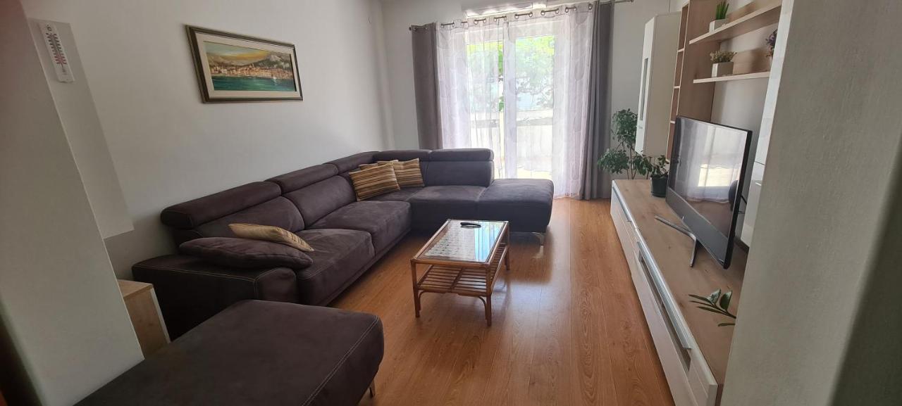 באסקה Apartman Mia מראה חיצוני תמונה