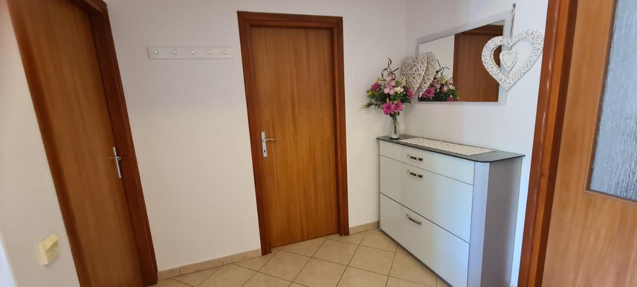 באסקה Apartman Mia מראה חיצוני תמונה